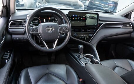 Toyota Camry, 2023 год, 4 200 000 рублей, 11 фотография
