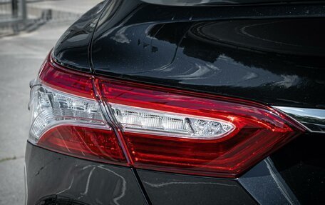 Toyota Camry, 2023 год, 4 200 000 рублей, 10 фотография