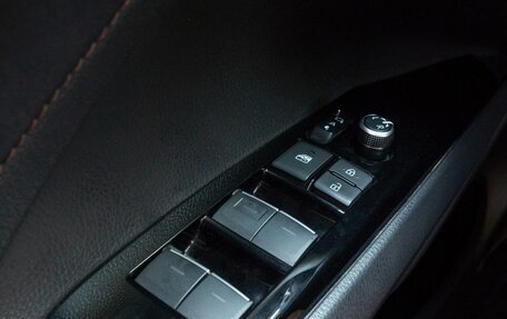 Toyota Camry, 2023 год, 4 200 000 рублей, 28 фотография