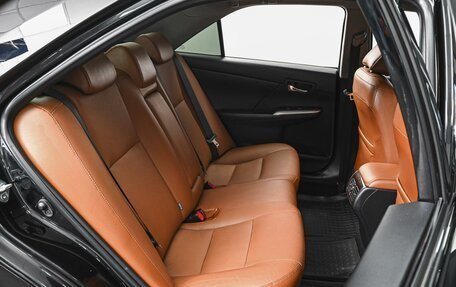 Toyota Camry, 2017 год, 1 960 000 рублей, 7 фотография