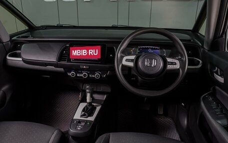 Honda Fit, 2020 год, 1 399 000 рублей, 6 фотография