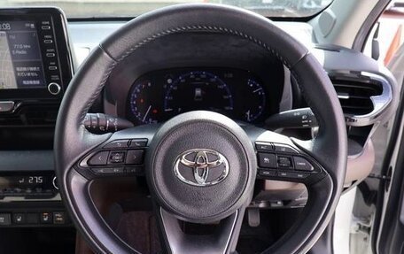 Toyota Yaris Cross, 2023 год, 1 380 100 рублей, 9 фотография