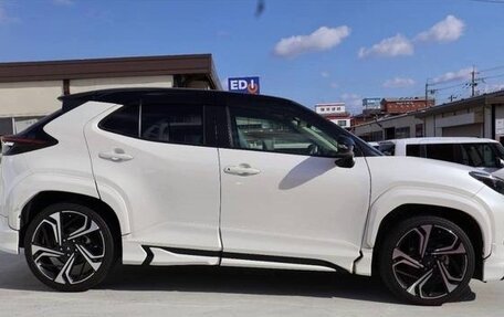 Toyota Yaris Cross, 2023 год, 1 380 100 рублей, 6 фотография