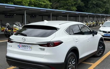 Mazda CX-4, 2021 год, 1 840 000 рублей, 5 фотография