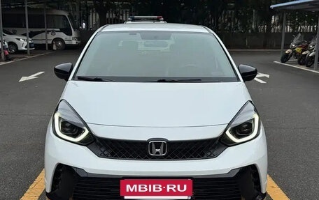 Honda Fit, 2023 год, 1 050 000 рублей, 3 фотография