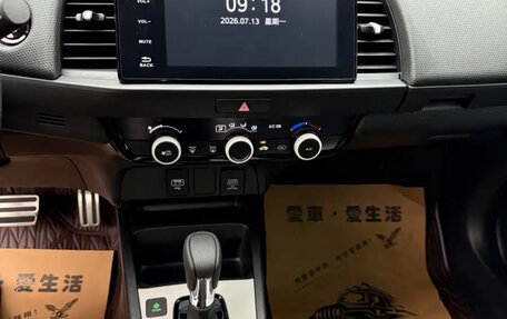 Honda Fit, 2023 год, 1 050 000 рублей, 14 фотография