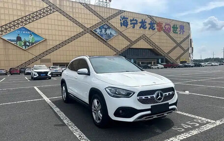 Mercedes-Benz GLA, 2022 год, 1 843 000 рублей, 1 фотография