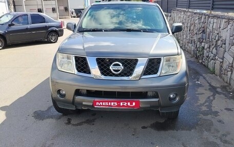 Nissan Pathfinder, 2005 год, 650 000 рублей, 1 фотография