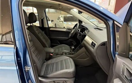 Volkswagen Touran III, 2022 год, 1 580 005 рублей, 9 фотография