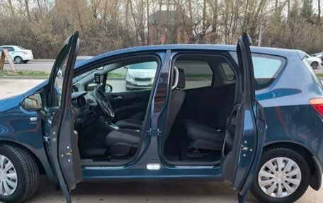 Opel Meriva, 2013 год, 690 000 рублей, 2 фотография