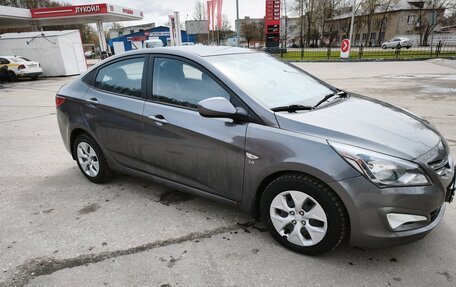 Hyundai Solaris II рестайлинг, 2015 год, 949 999 рублей, 4 фотография
