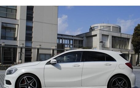Mercedes-Benz A-Класс, 2013 год, 950 000 рублей, 4 фотография