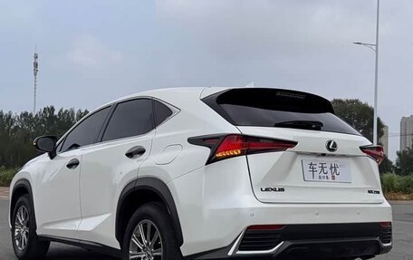 Lexus NX I, 2020 год, 2 420 000 рублей, 4 фотография