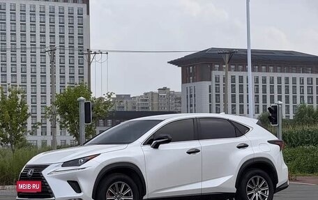 Lexus NX I, 2020 год, 2 420 000 рублей, 3 фотография