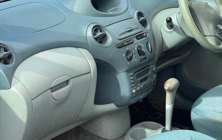 Toyota Vitz, 2000 год, 300 000 рублей, 14 фотография