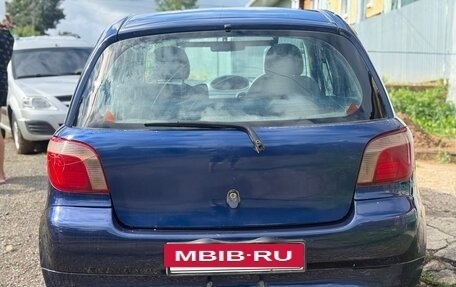 Toyota Vitz, 2000 год, 300 000 рублей, 4 фотография