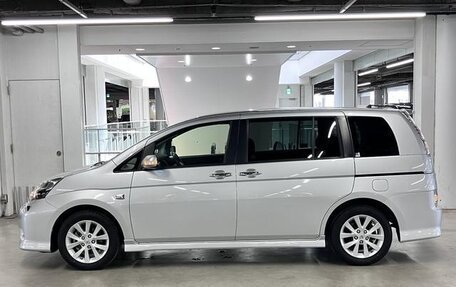 Toyota ISis I, 2015 год, 900 001 рублей, 6 фотография