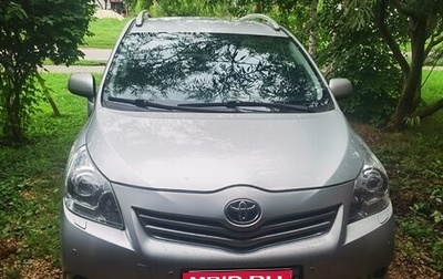Toyota Verso I, 2011 год, 845 000 рублей, 1 фотография