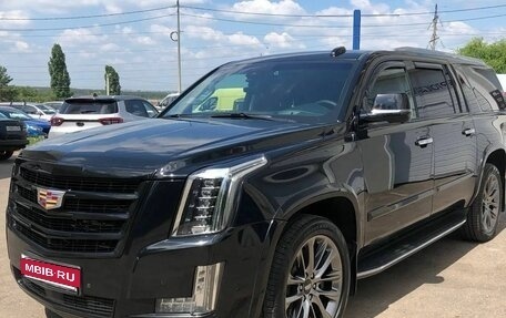 Cadillac Escalade IV, 2019 год, 4 199 999 рублей, 1 фотография