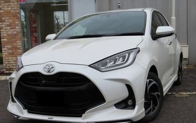 Toyota Yaris, 2023 год, 1 180 000 рублей, 1 фотография