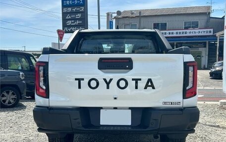 Toyota Hilux, 2026 год, 5 500 400 рублей, 5 фотография