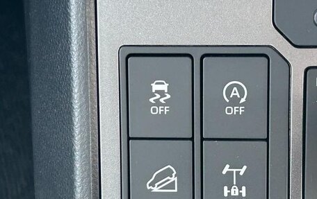 Toyota Hilux, 2026 год, 5 500 400 рублей, 26 фотография