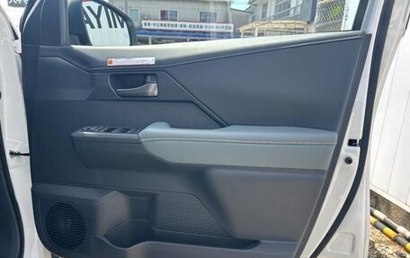 Toyota Hilux, 2026 год, 5 500 400 рублей, 39 фотография