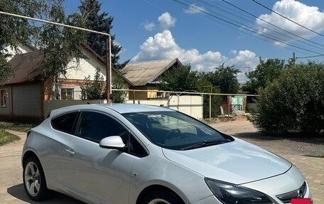 Opel Astra J, 2012 год, 800 000 рублей, 2 фотография