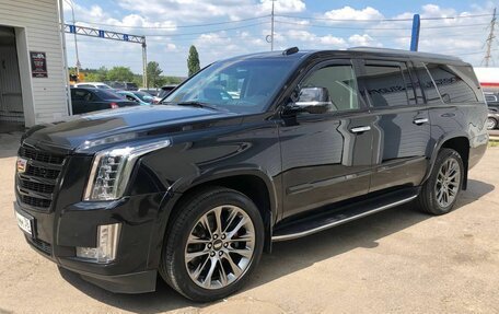 Cadillac Escalade IV, 2019 год, 4 199 999 рублей, 7 фотография