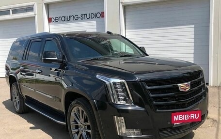 Cadillac Escalade IV, 2019 год, 4 199 999 рублей, 2 фотография