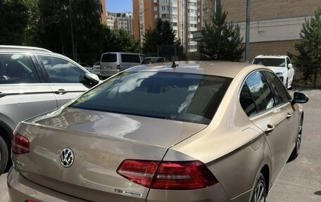 Volkswagen Passat B8 рестайлинг, 2016 год, 3 400 000 рублей, 25 фотография