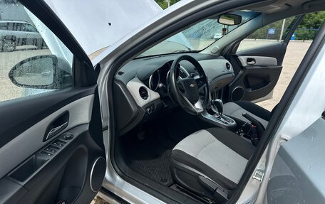 Chevrolet Cruze II, 2012 год, 700 000 рублей, 8 фотография