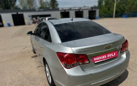 Chevrolet Cruze II, 2012 год, 700 000 рублей, 2 фотография