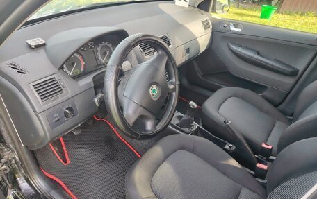 Skoda Fabia I, 2004 год, 385 000 рублей, 6 фотография