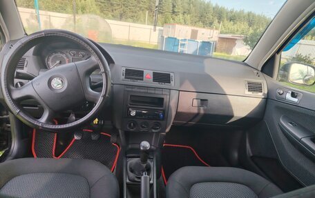 Skoda Fabia I, 2004 год, 385 000 рублей, 8 фотография