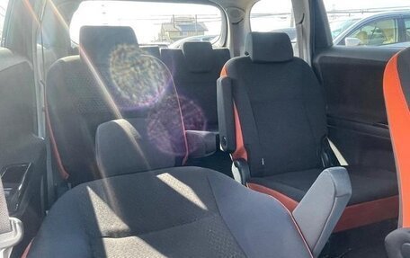 Toyota Wish II, 2017 год, 1 098 000 рублей, 15 фотография