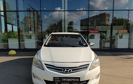 Hyundai Solaris II рестайлинг, 2014 год, 560 000 рублей, 2 фотография