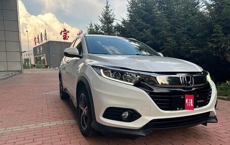 Honda Vezel, 2022 год, 1 400 000 рублей, 1 фотография