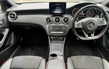 Mercedes-Benz A-Класс, 2017 год, 1 010 007 рублей, 25 фотография