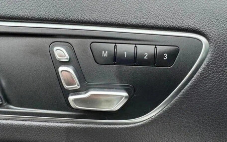 Mercedes-Benz A-Класс, 2017 год, 1 010 007 рублей, 32 фотография