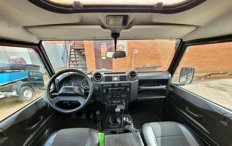 Land Rover Defender I, 2012 год, 2 340 000 рублей, 13 фотография