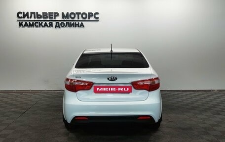 KIA Rio III рестайлинг, 2013 год, 815 000 рублей, 6 фотография