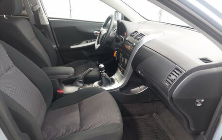 Toyota Corolla, 2011 год, 870 000 рублей, 13 фотография