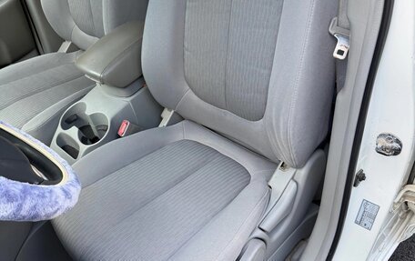 KIA Carens III (RP), 2006 год, 350 000 рублей, 18 фотография