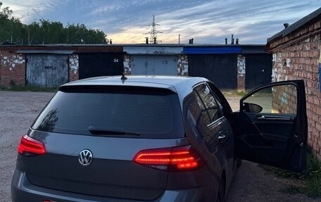 Volkswagen Golf VII, 2018 год, 1 500 000 рублей, 8 фотография