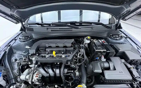 Hyundai Elantra, 2023 год, 1 420 666 рублей, 25 фотография