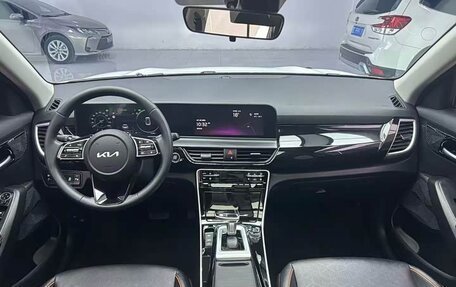 KIA Seltos I, 2023 год, 1 920 000 рублей, 9 фотография