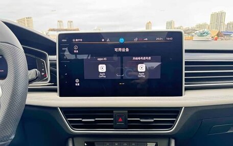 Volkswagen Tiguan II, 2023 год, 2 350 000 рублей, 14 фотография