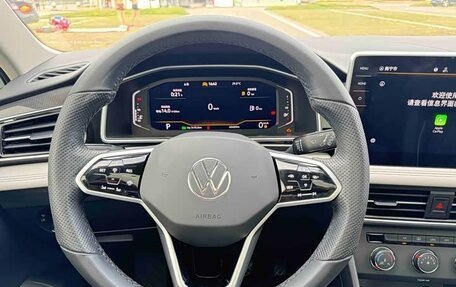 Volkswagen Tiguan II, 2023 год, 2 350 000 рублей, 12 фотография