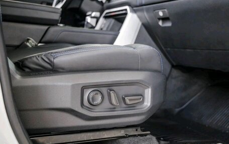 Toyota Tundra, 2023 год, 8 328 000 рублей, 23 фотография